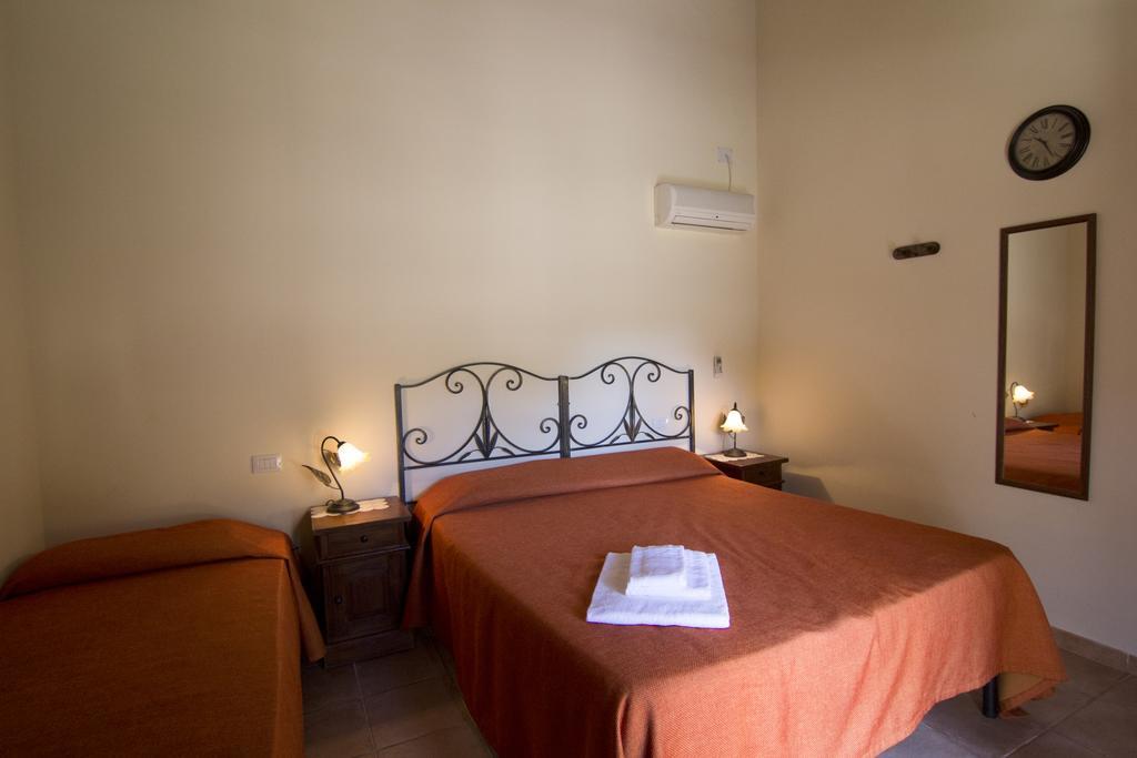 Agriturismo Sa Rocca Iglesias Exterior foto