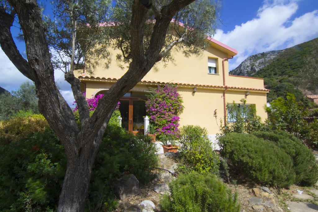 Agriturismo Sa Rocca Iglesias Exterior foto